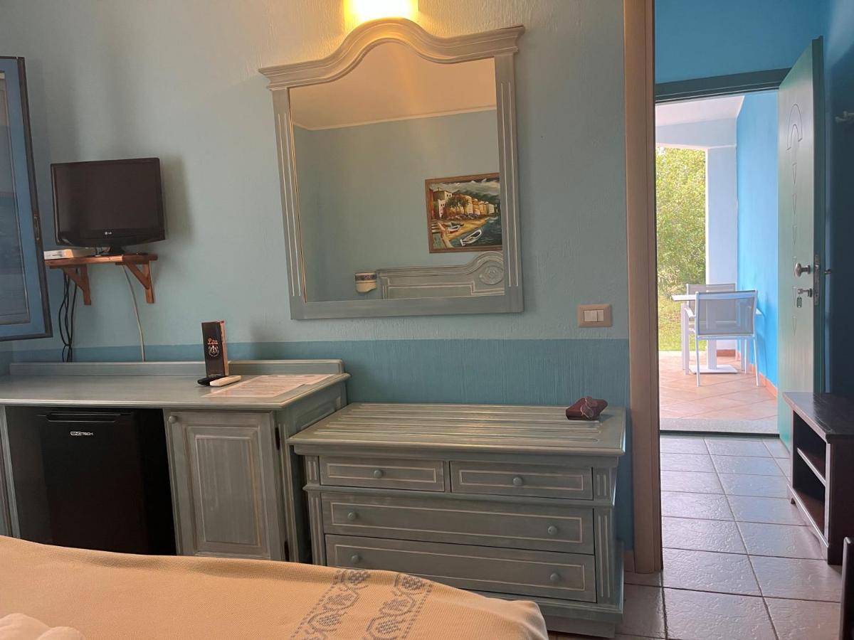 Hotel Baia Cea Bari Sardo Eksteriør bilde